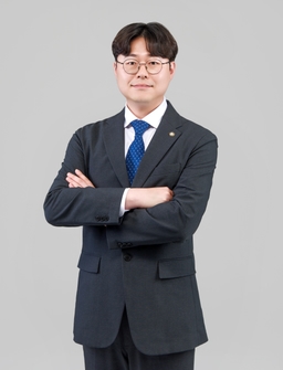 김경룡 변호사