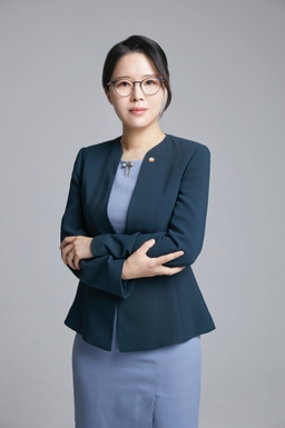 이보라 변호사