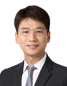 김용우 변호사