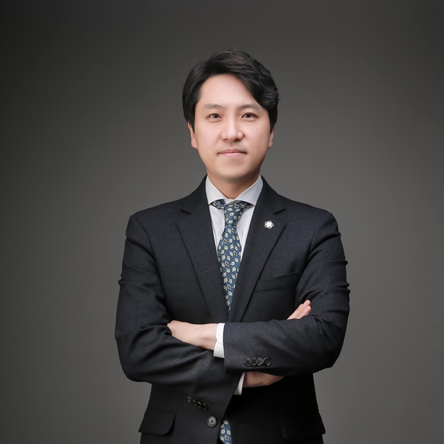 이지욱 변호사