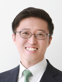 문성윤 변호사